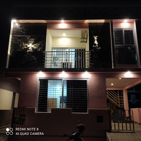 Nandi Skandagiri Guest House Kültér fotó