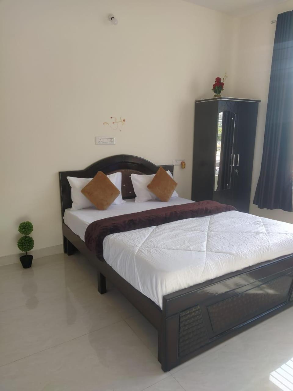 Nandi Skandagiri Guest House Kültér fotó